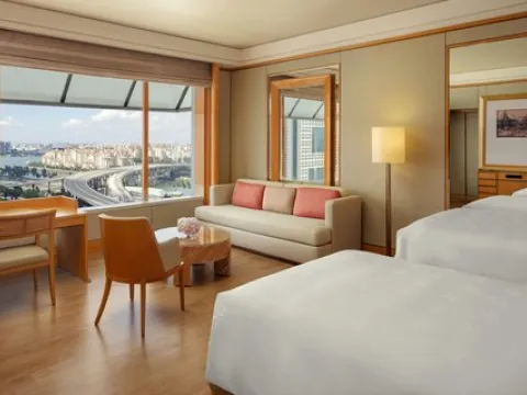 The Ritz-Carlton, Millenia Singapore (SG Clean)